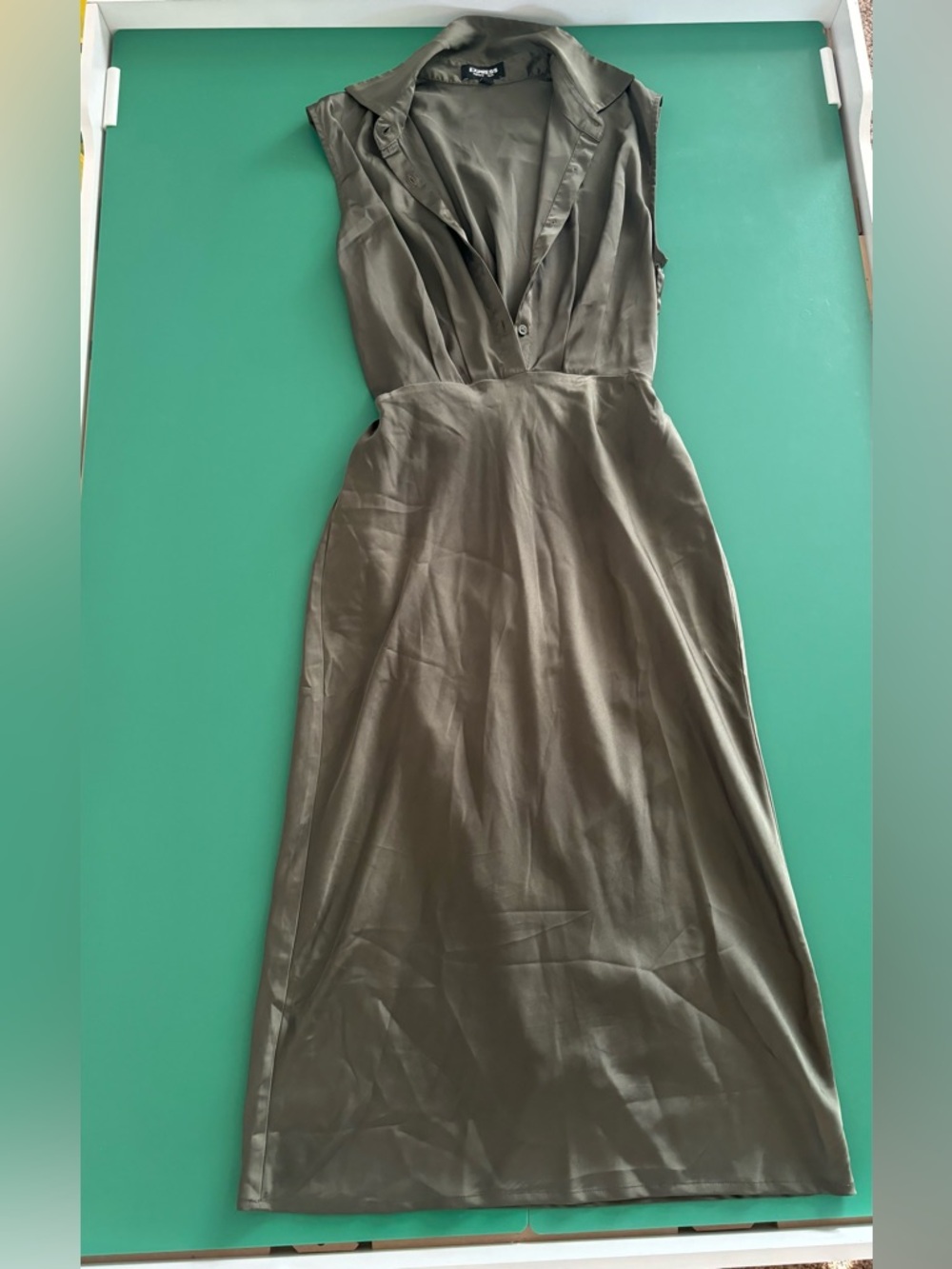 Express  Size XS Olive Green Sleeveless Maxi Shirt Dress
